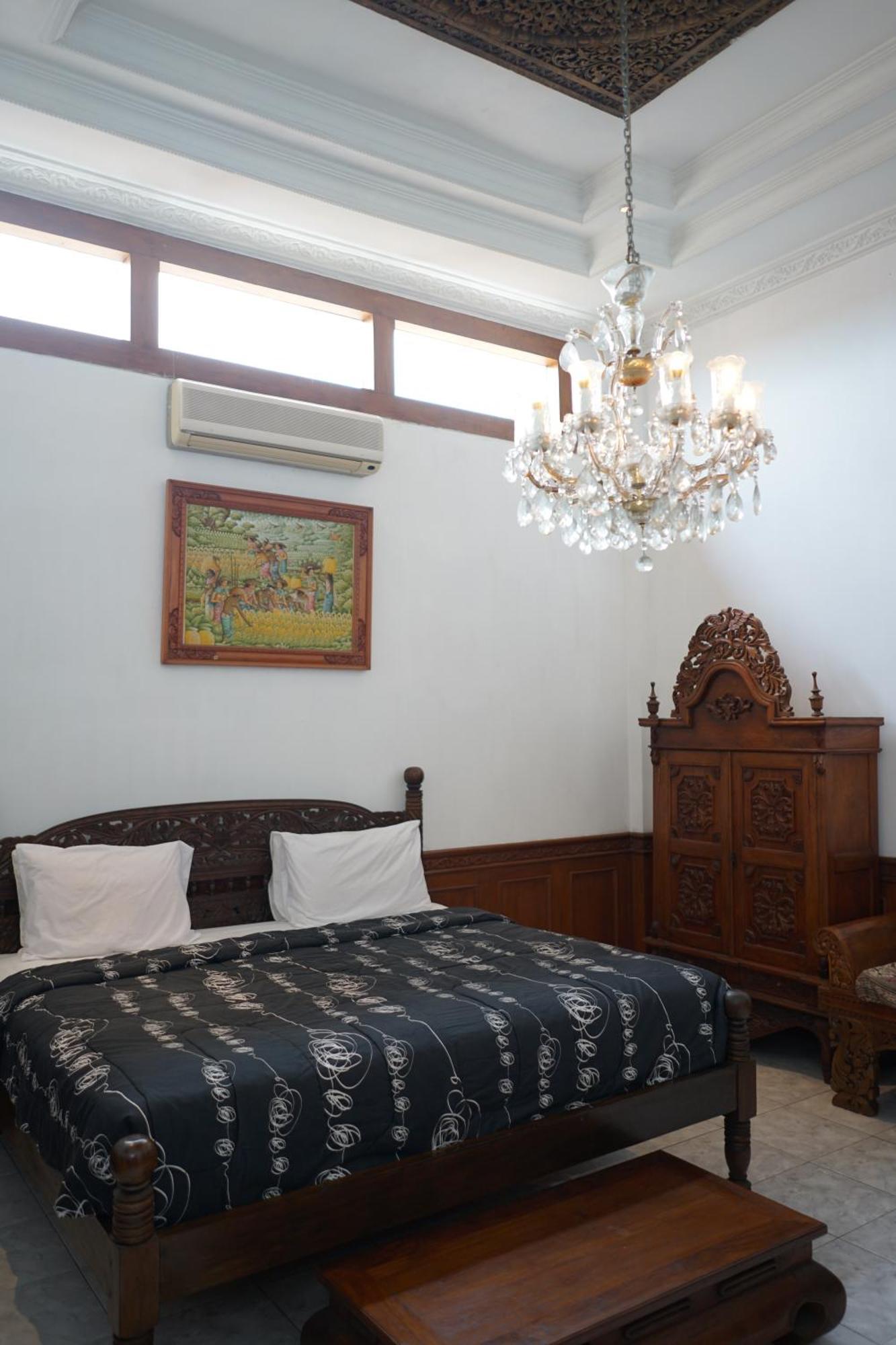 Rumah Pesik Art & Heritage Hotel Gondowulung Dış mekan fotoğraf